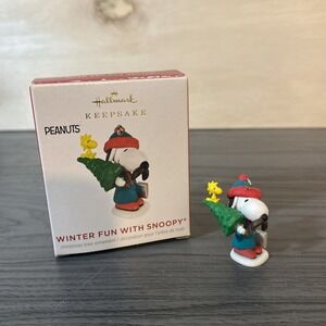 Hallmark Keepsake 1.17" Mini Peanuts Winter Fun Snoopy Ornament - QXM8252